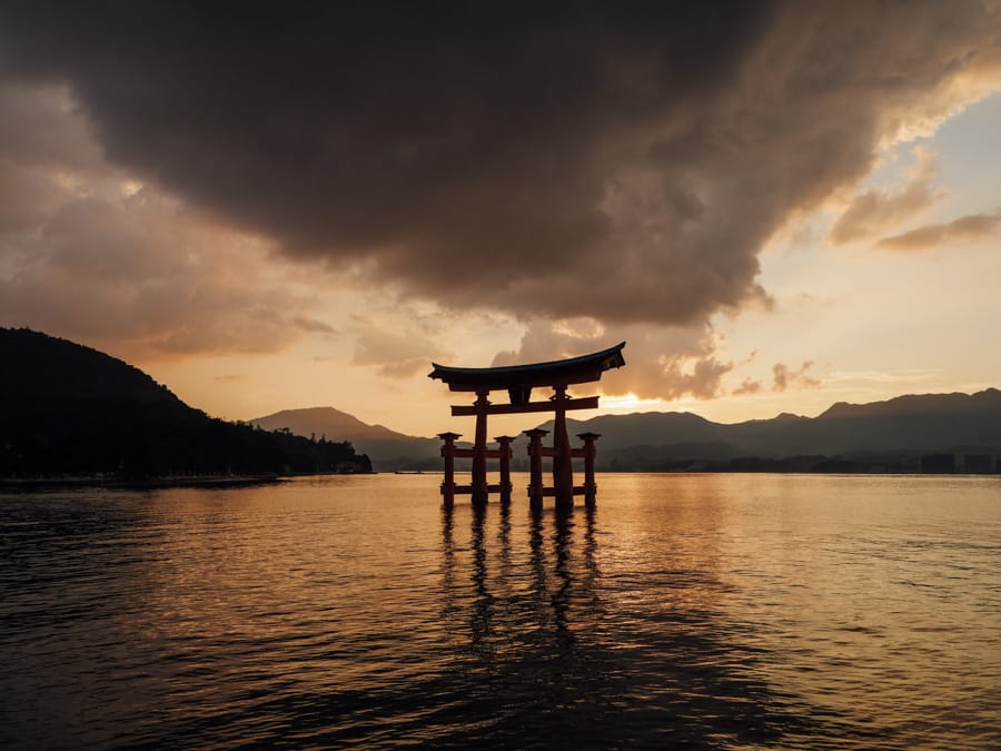 Hiroshima Miyajima Et Immersion En Famille Japonaise