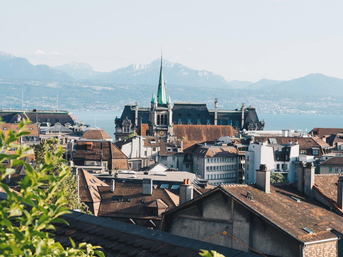 Lausanne | Enjoy the Swiss way of life on the shores of Lake Leman