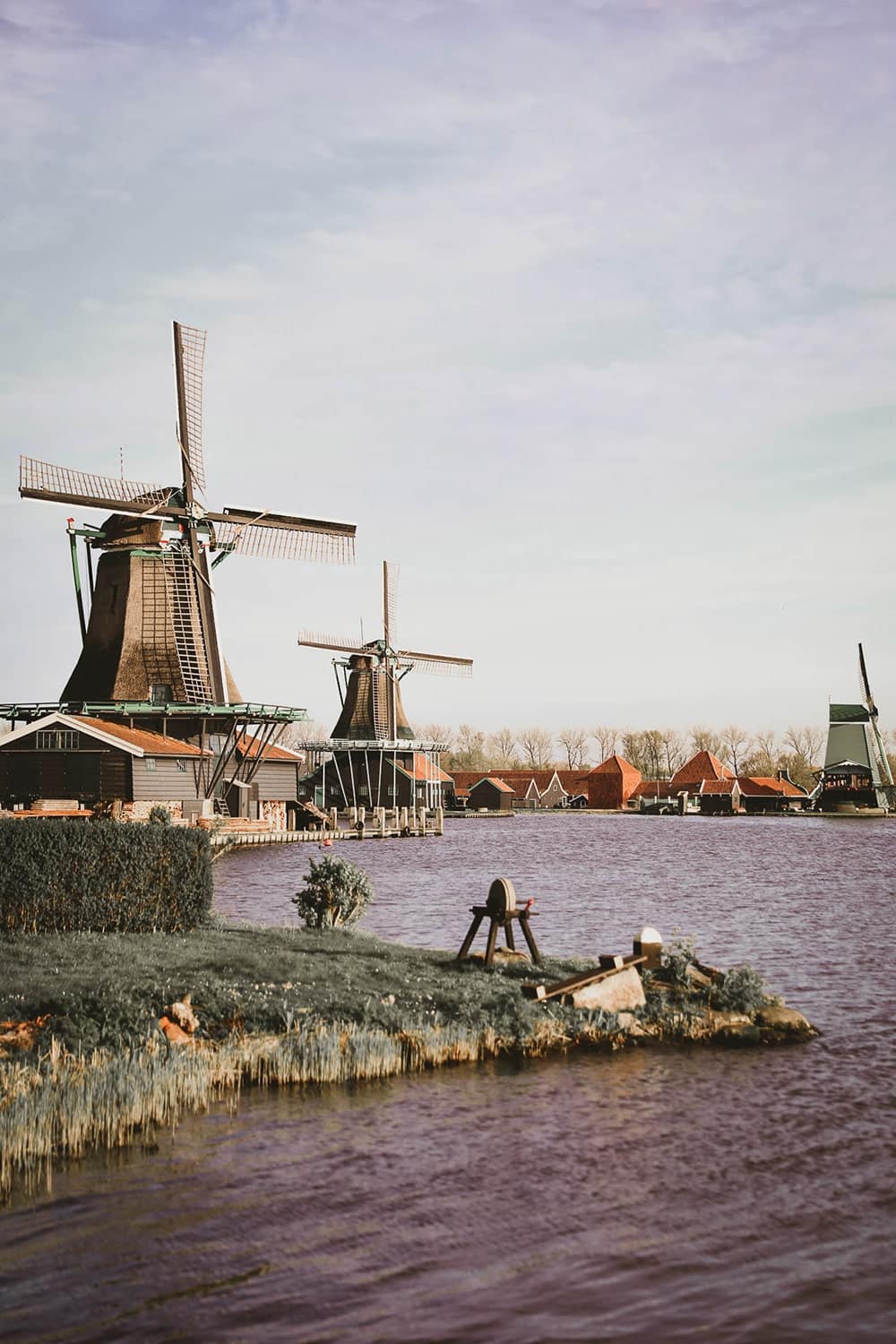 How to visit the Zaanse Schans windmills in the Netherlands